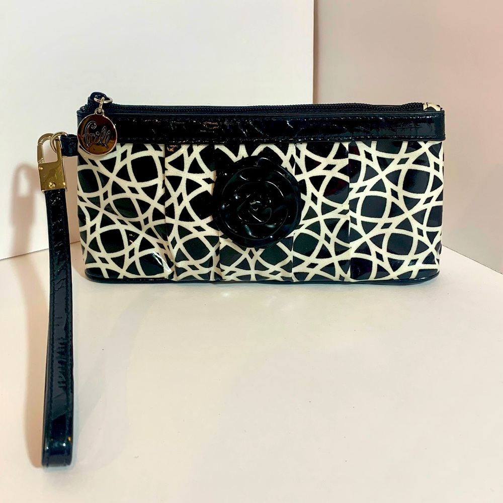 Vera Bradley Frill Clutch with detachable strap in black and white